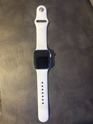 Apple watch series 40 - se, se