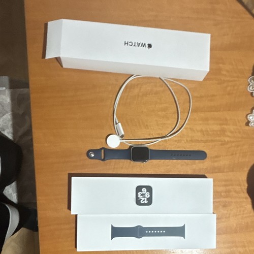 Apple watch 40mm gps - apple, se